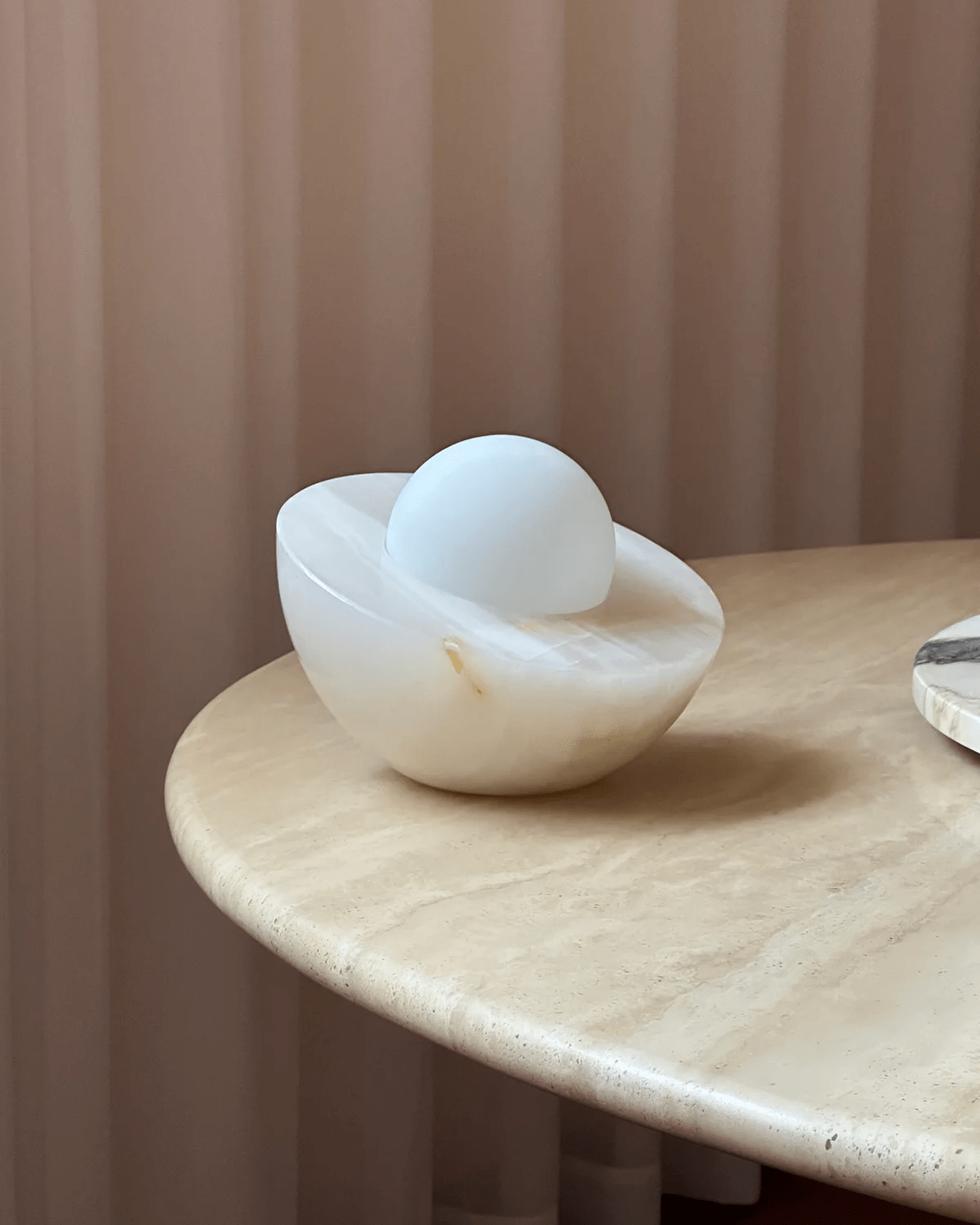 Lucent Pebble Stone Table Lamp