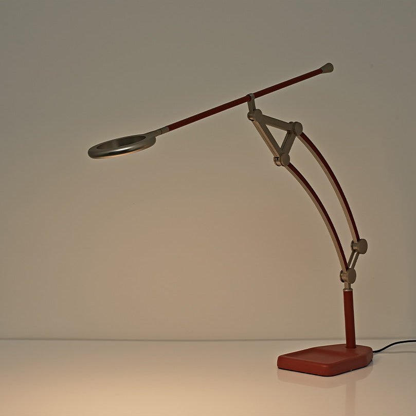 Flux Articulated Task Lamp