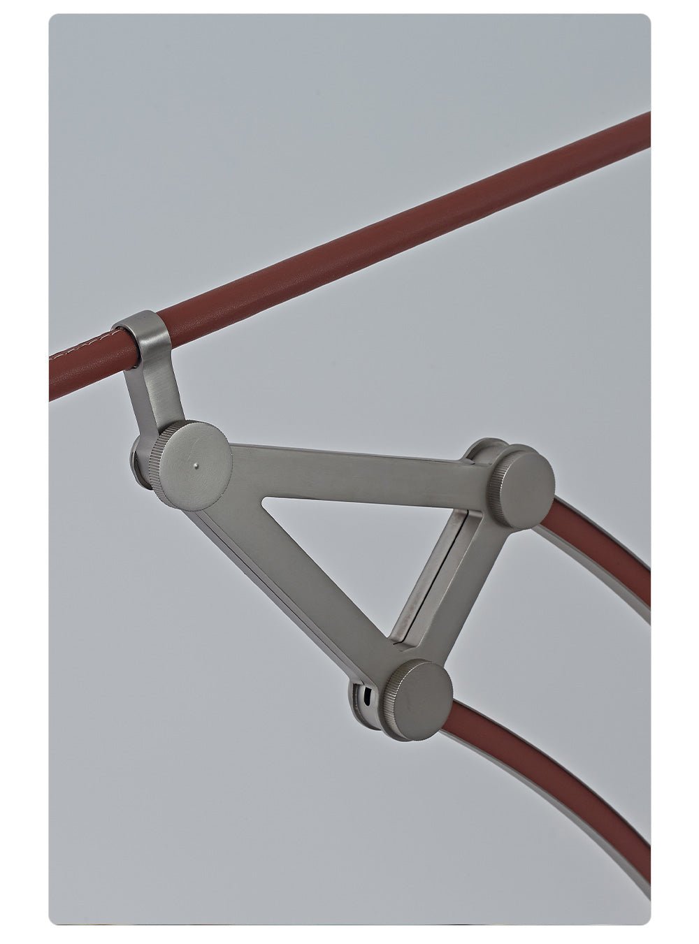 Flux Articulated Task Lamp