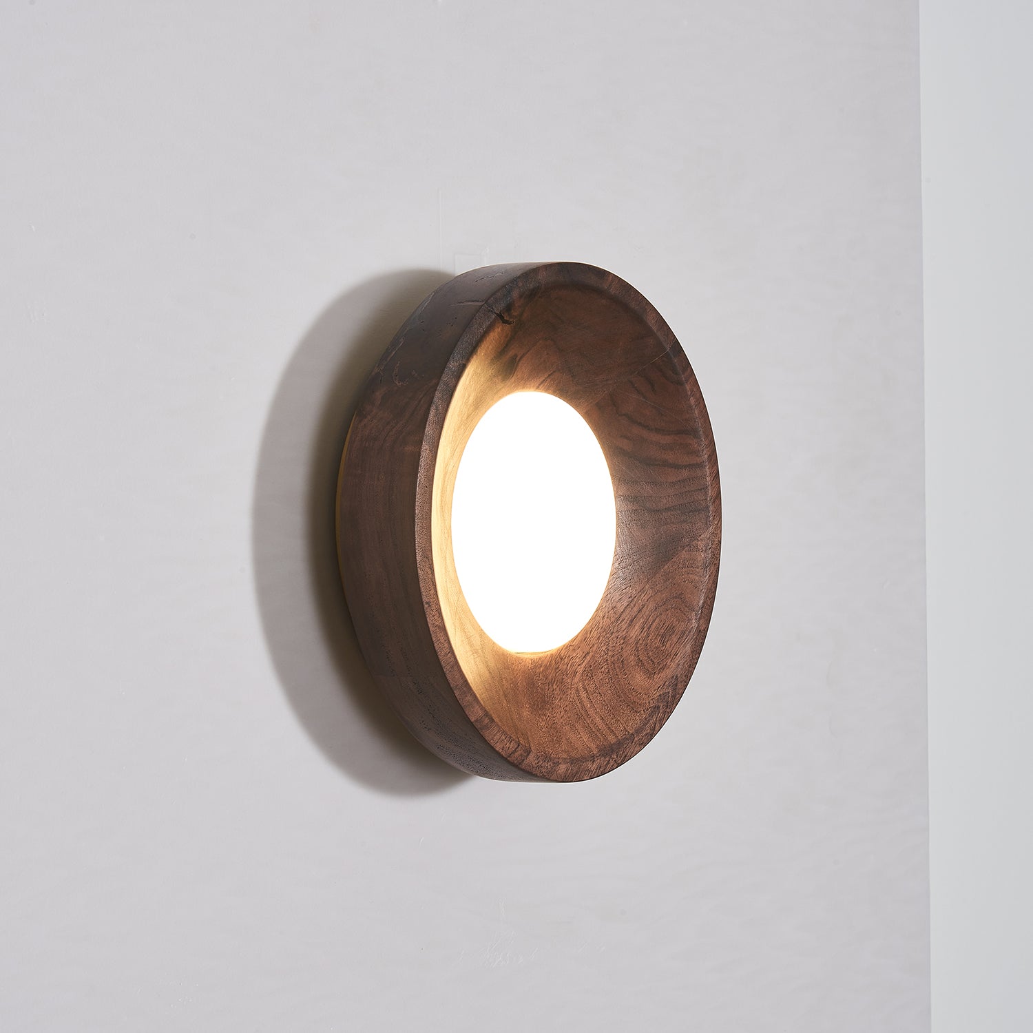Caldera Wall Lamp