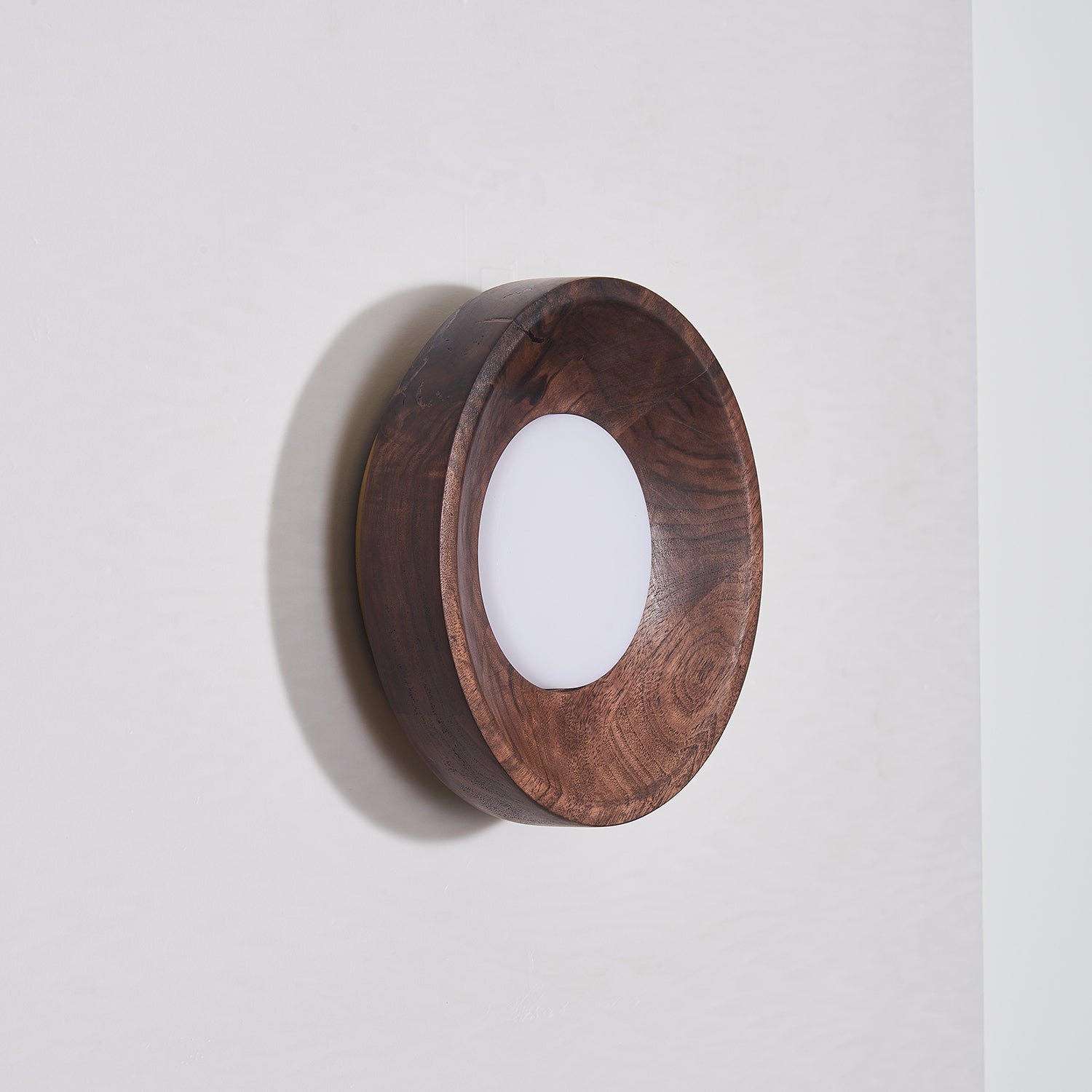 Caldera Wall Lamp