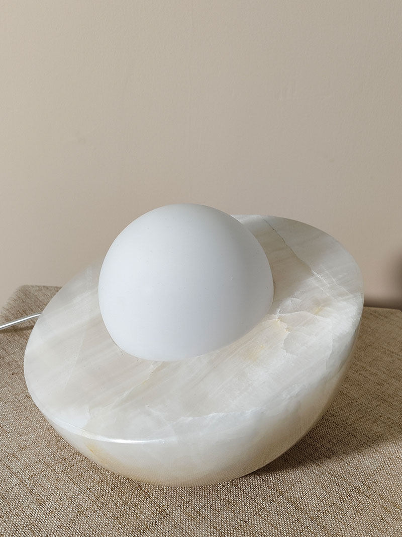 Lucent Pebble Stone Table Lamp
