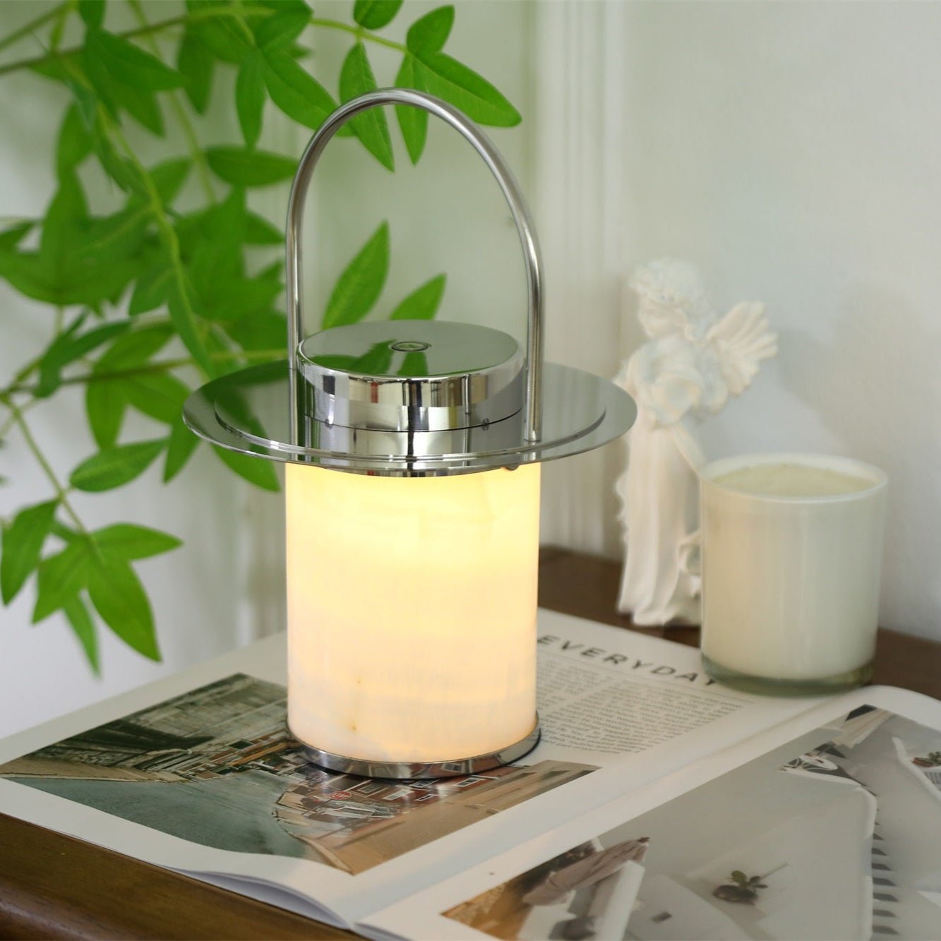 Solis Pod Rechargeable Alabaster Table Lamp