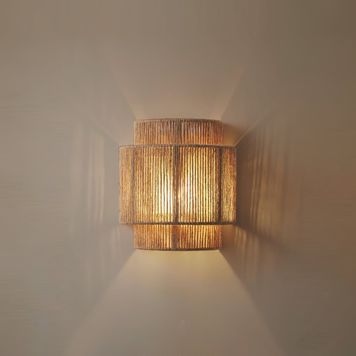 Rustic Weave Wall Lamp
