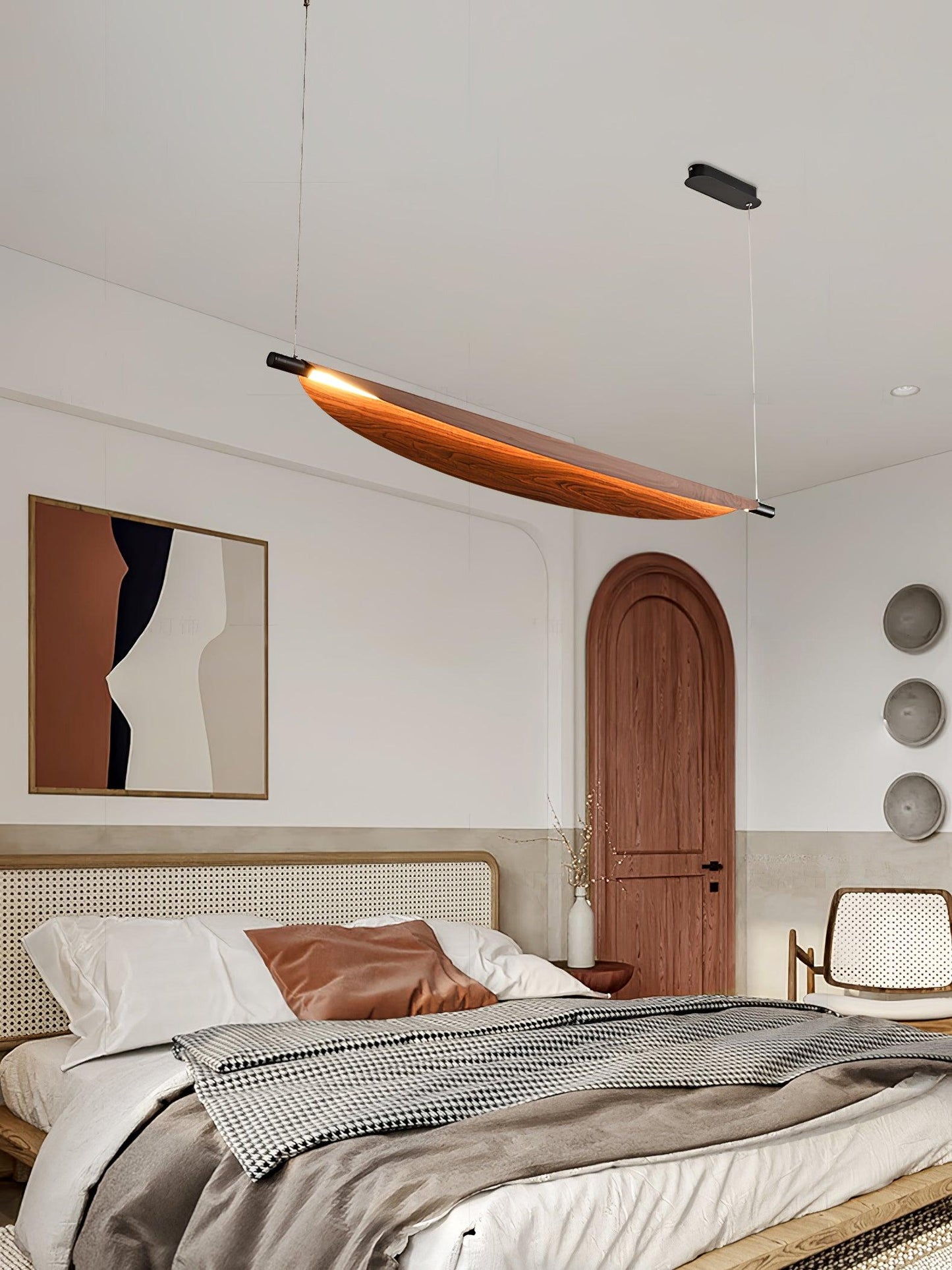 Sleek Board Pendant Lamp