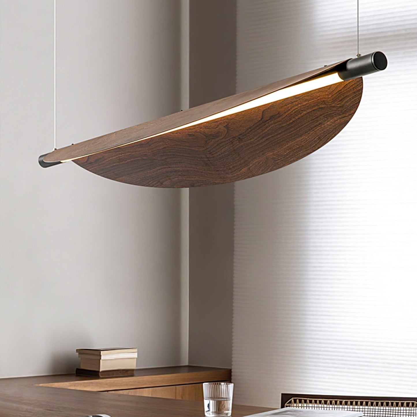 Sleek Board Pendant Lamp