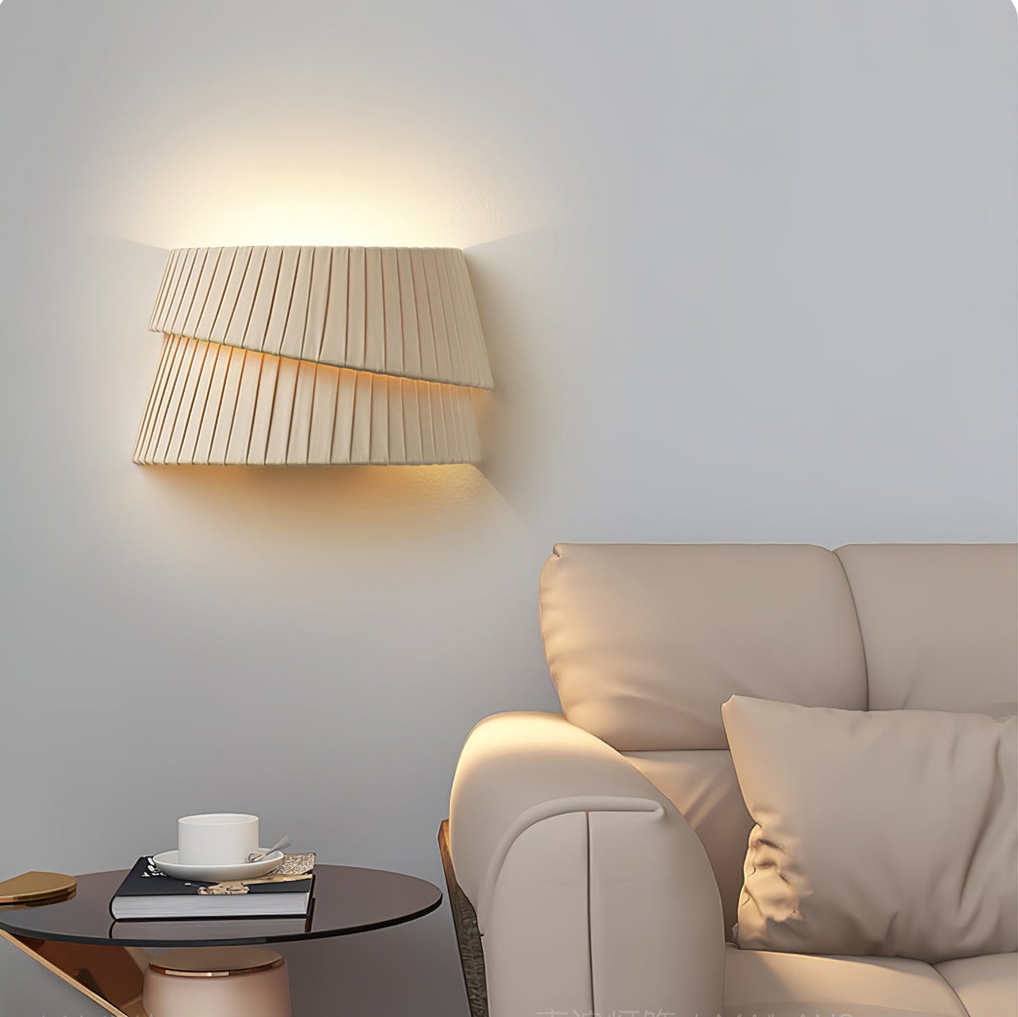 Vela Twist Wall Lamp